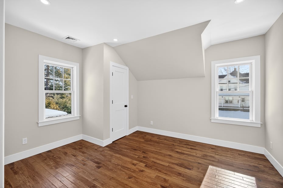 11 Roselle Avenue Photo 19