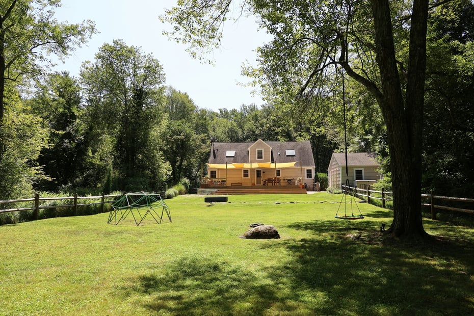 18 Head Of Meadow Road Photo 6