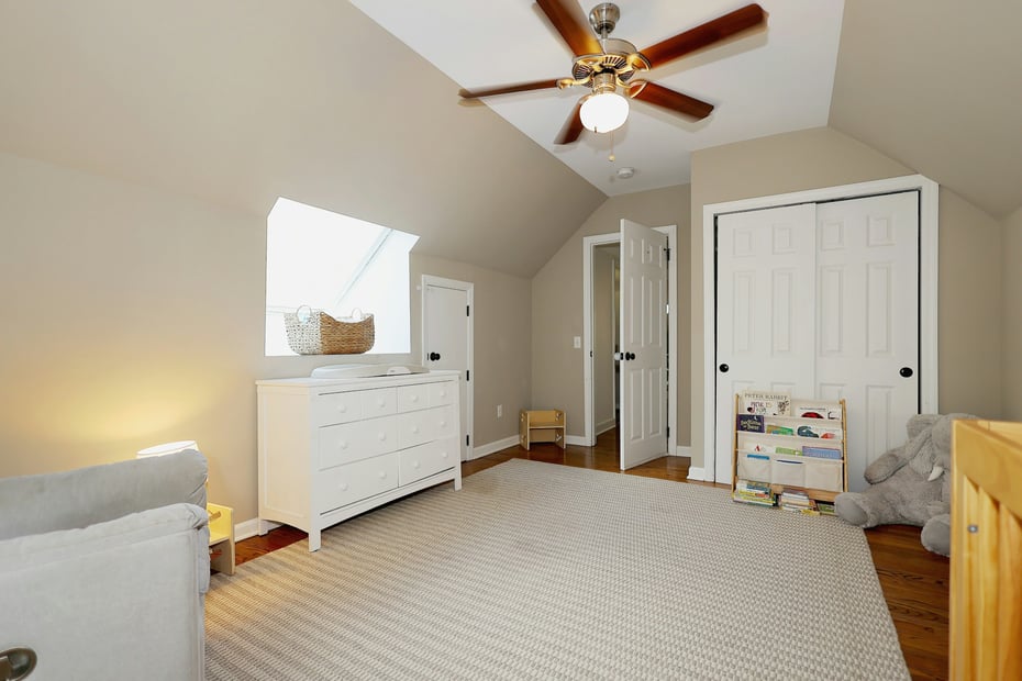 18 Head Of Meadow Road Photo 34