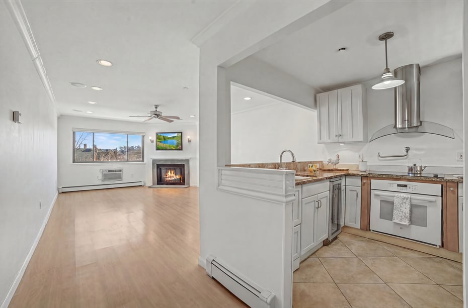 50 Dekalb Avenue  #2E Photo 3