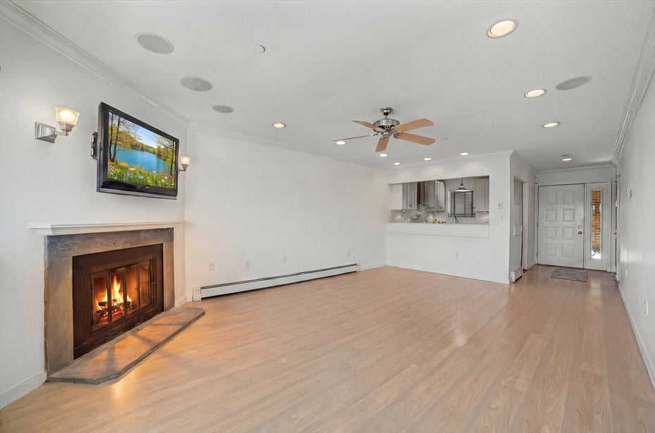 50 Dekalb Avenue  #2E Photo 8