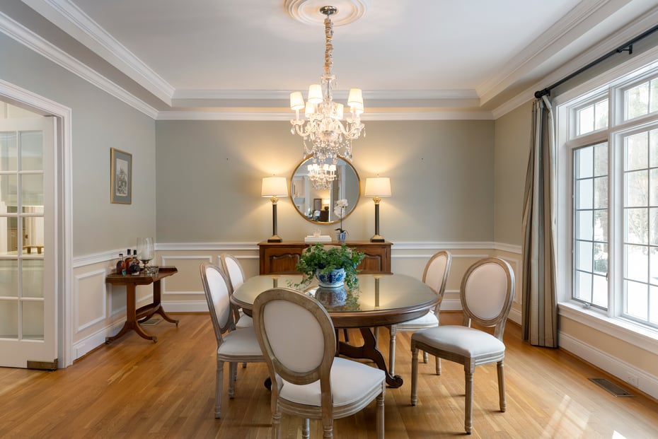 10 Hinchley Wood Photo 10