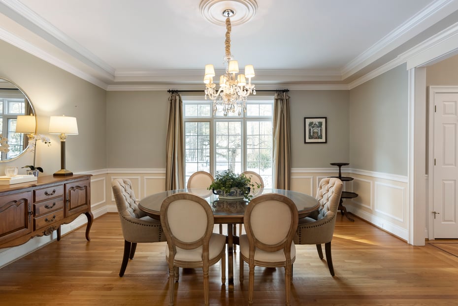 10 Hinchley Wood Photo 11