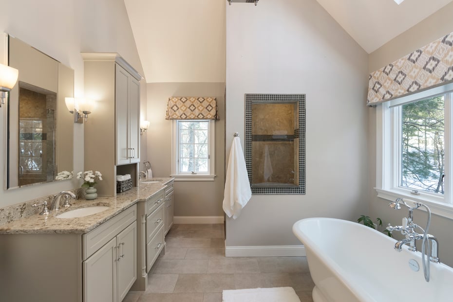 10 Hinchley Wood Photo 22