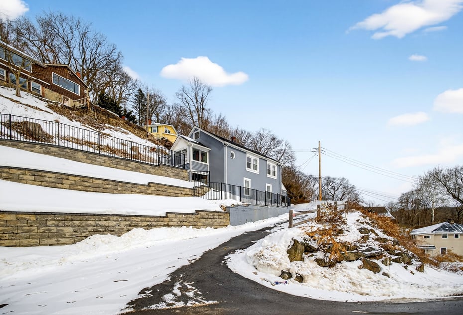 139 S Kensico Avenue Photo 12