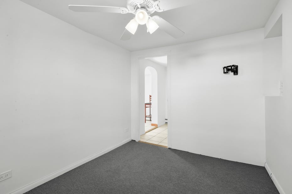 156 Madison Street Photo 10