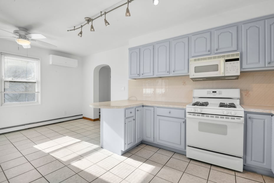 156 Madison Street Photo 13