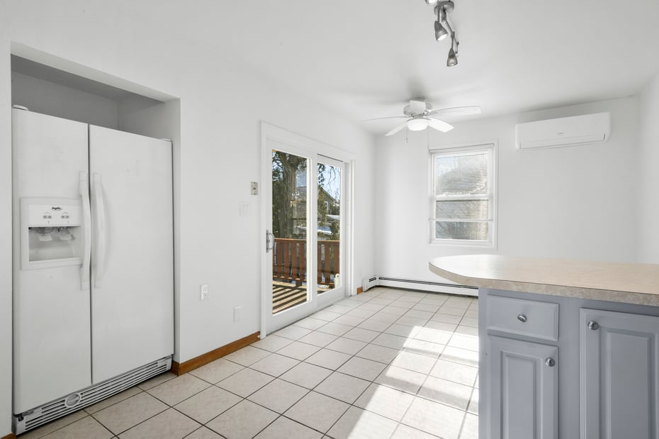 156 Madison Street Photo 14