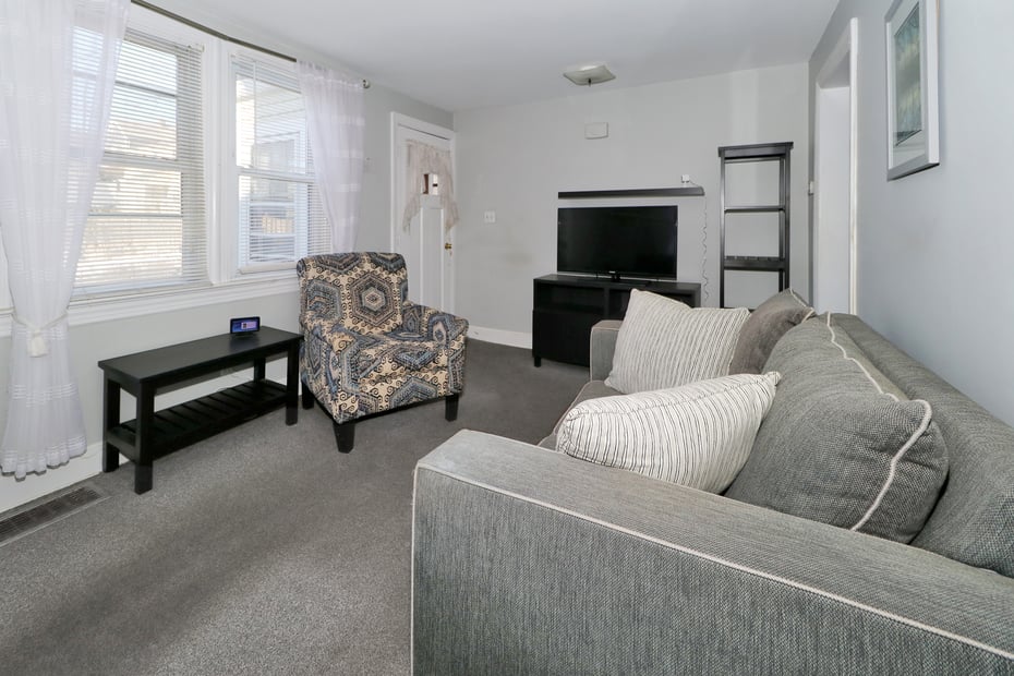 10 Keith Street Photo 6