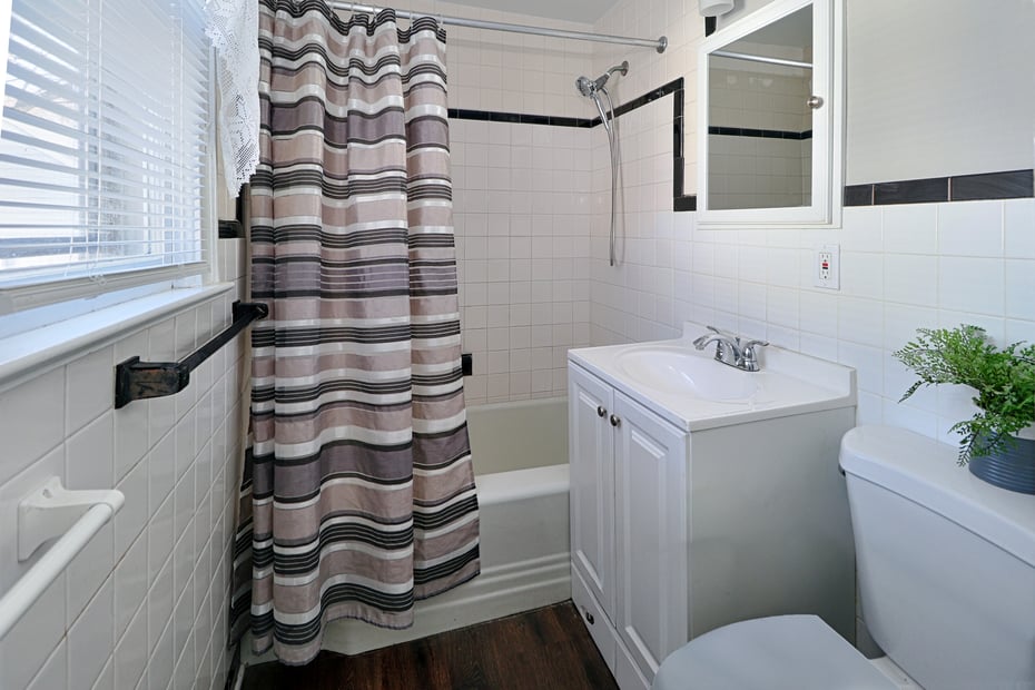 10 Keith Street Photo 15