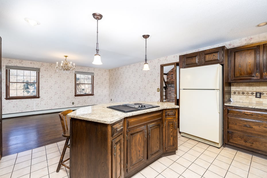 2200 Torringford West Street Photo 11