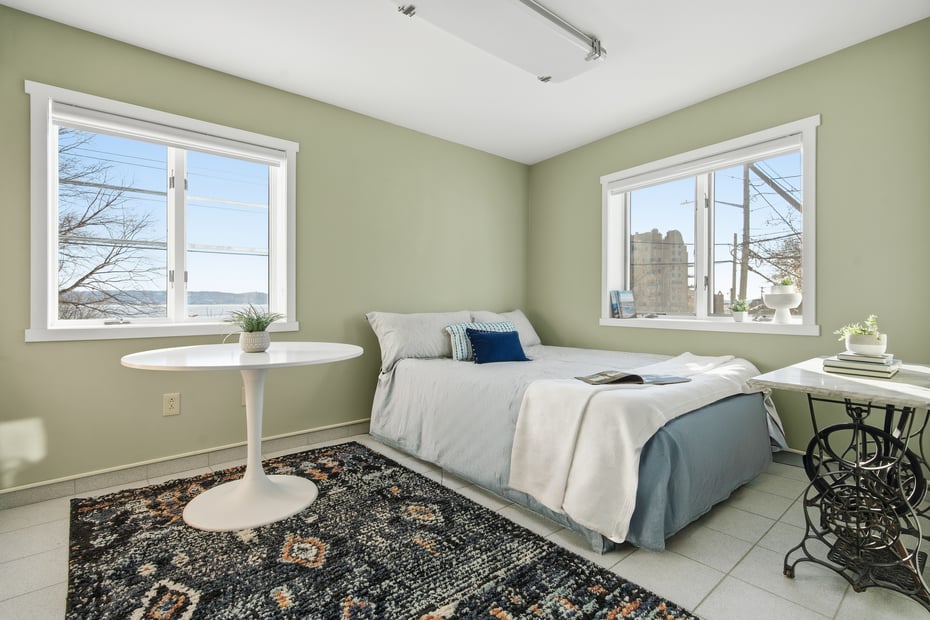 50 Gedney Street Photo 10