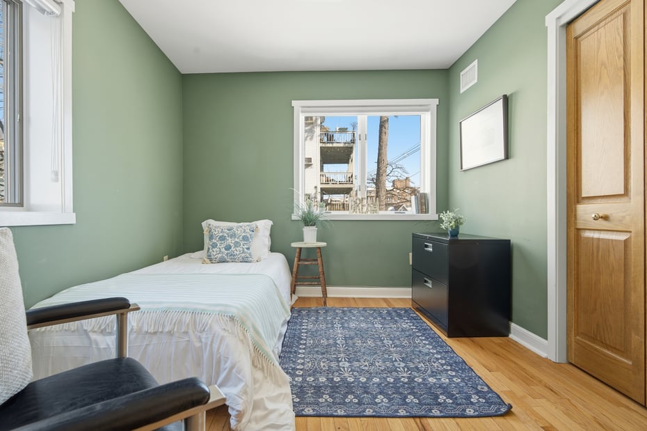 50 Gedney Street Photo 13