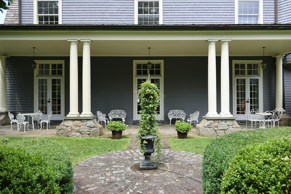 27 Country Club Road Photo 8