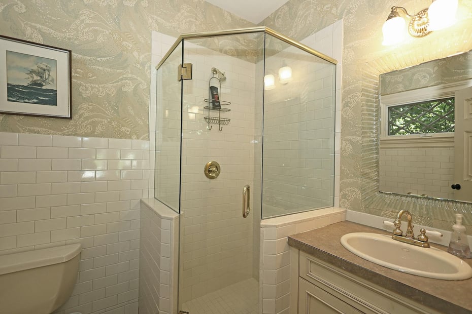 27 Country Club Road Photo 39