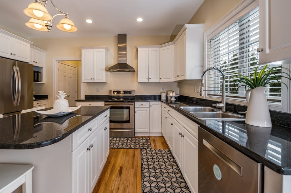 2111 Jennifers Drive Photo 9