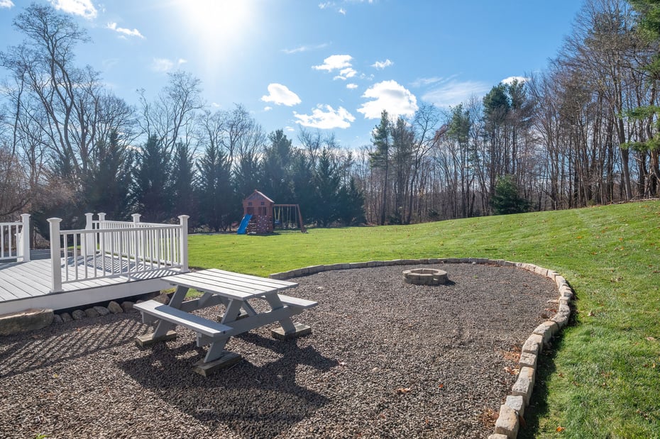 2111 Jennifers Drive Photo 31