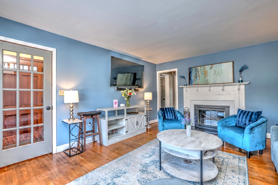 7 East Lake Road Photo 8