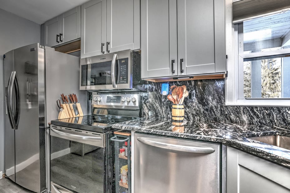 7 East Lake Road Photo 12