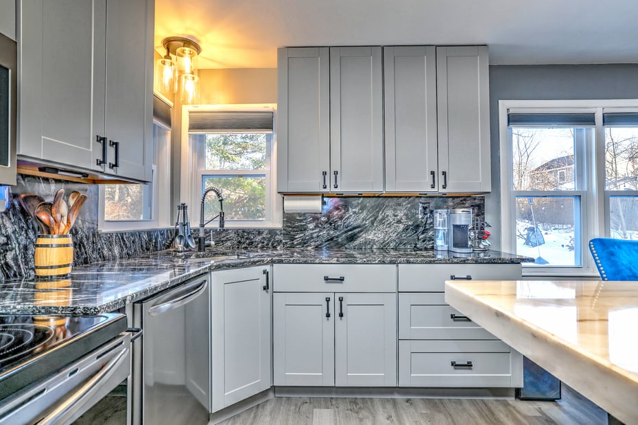 7 East Lake Road Photo 14