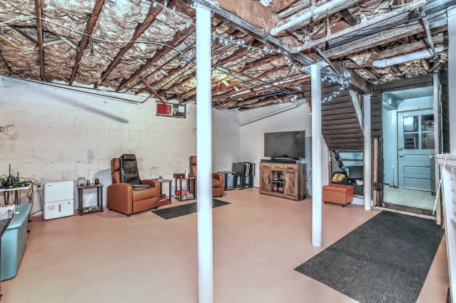 7 East Lake Road Photo 31