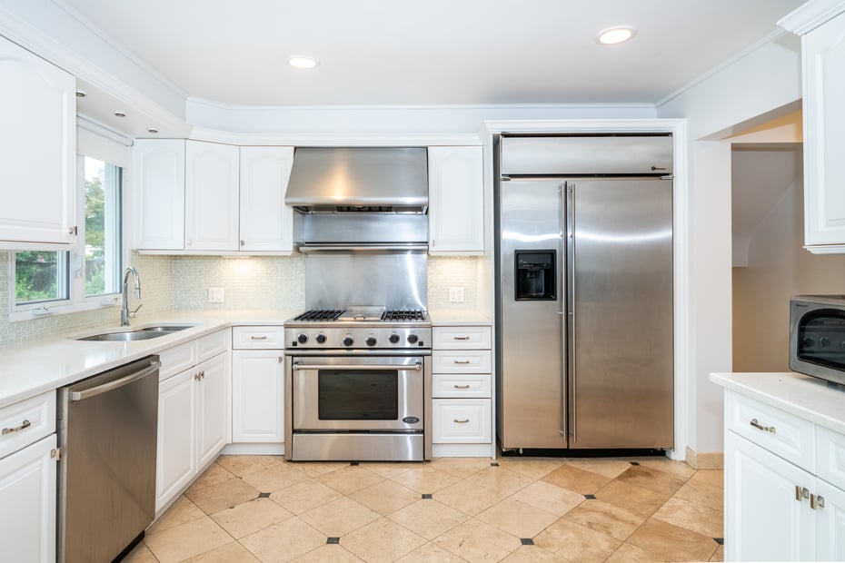 14 Dimsdale Drive Photo 5