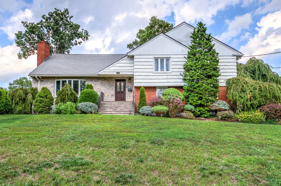 14 Dimsdale Drive Photo 1