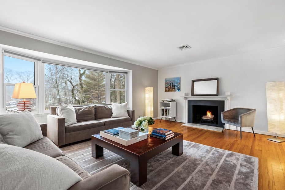 17 Leatherstocking Lane Photo 4