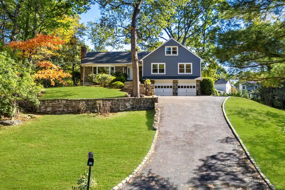 17 Leatherstocking Lane Photo 1