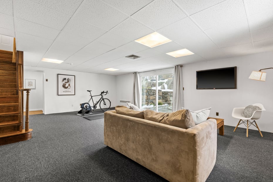 17 Leatherstocking Lane Photo 24