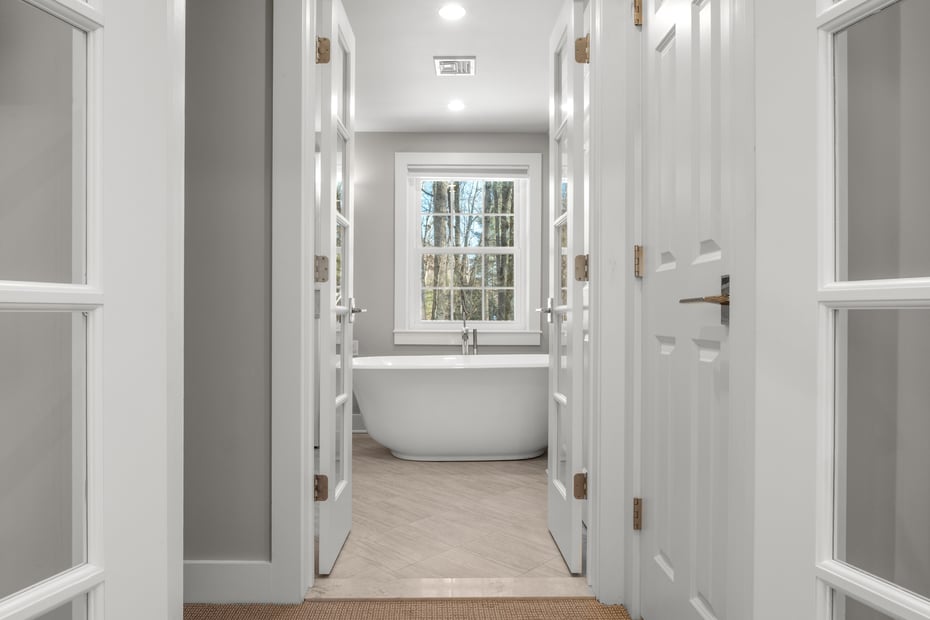 594 Shunpike Rd Photo 6