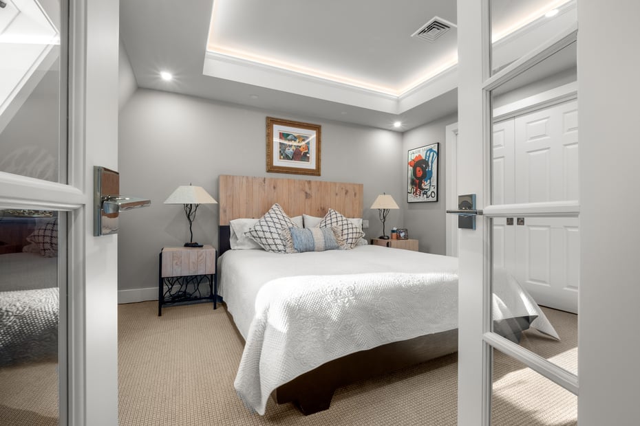 594 Shunpike Rd Photo 13