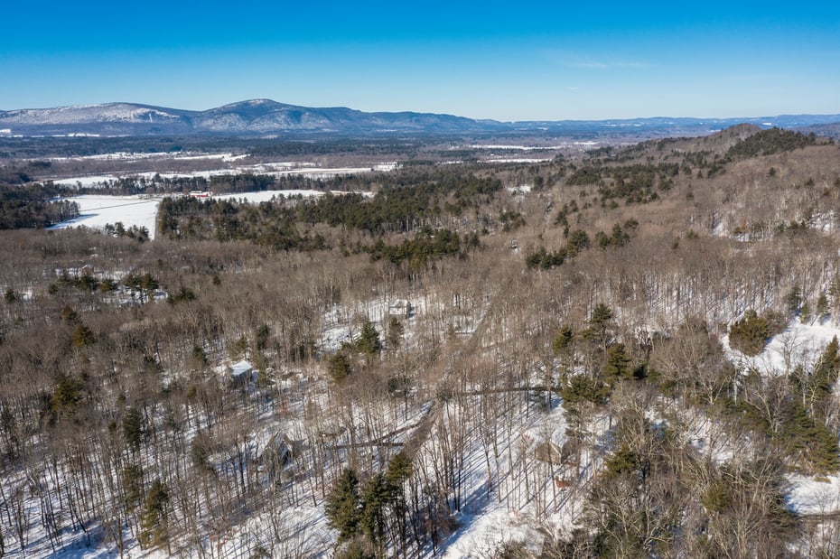 594 Shunpike Rd Photo 35