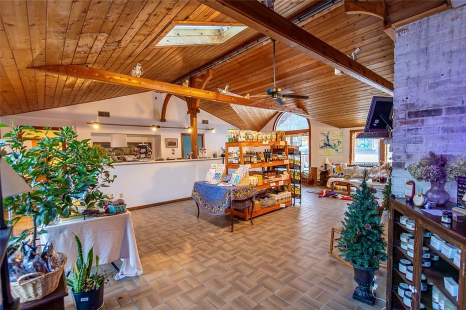 3815-3817 Route 44 Photo 4