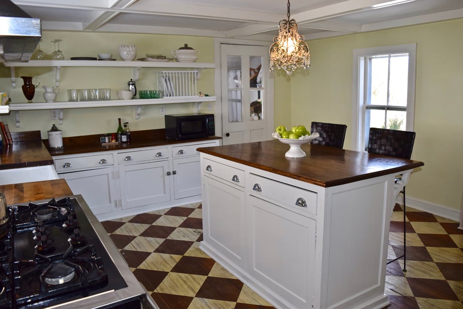 51 Curtiss Road Photo 7