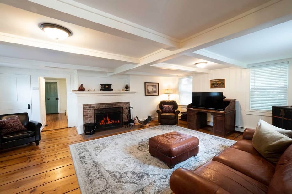 33 S Main Rd Photo 6