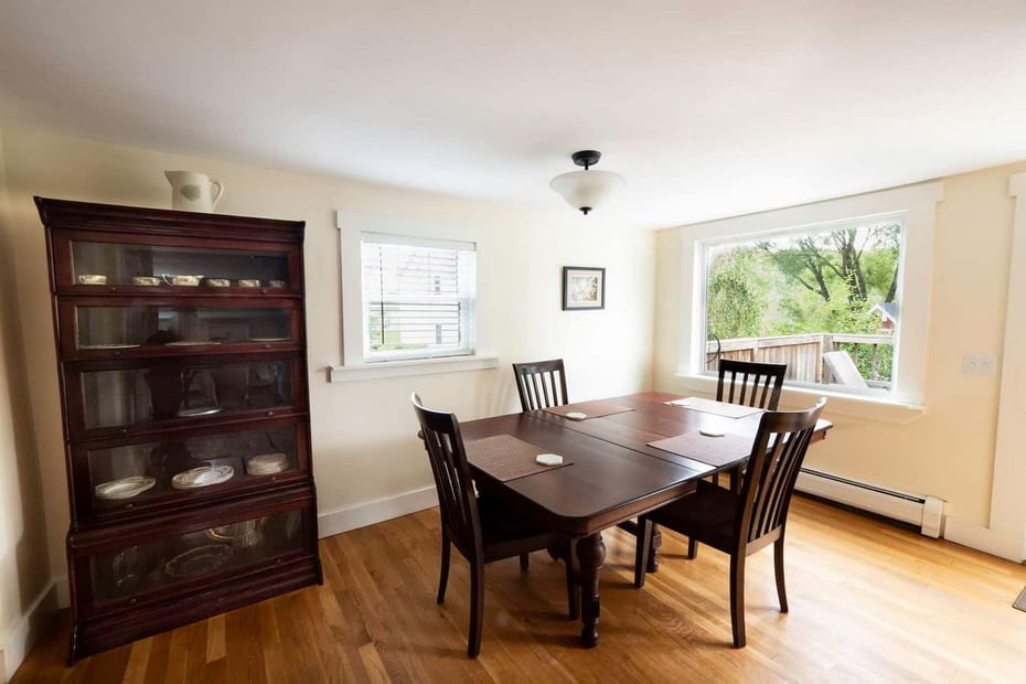 33 S Main Rd Photo 8