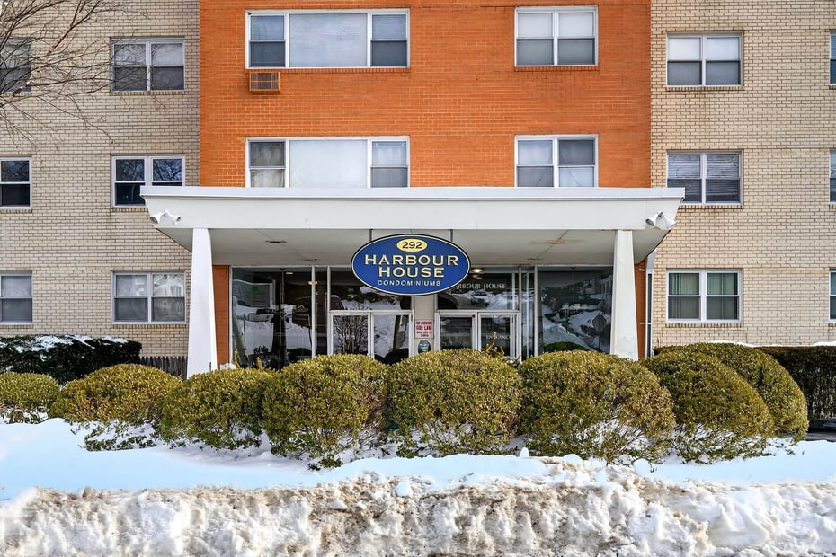 292 Pequot Avenue  #E1 Photo 4