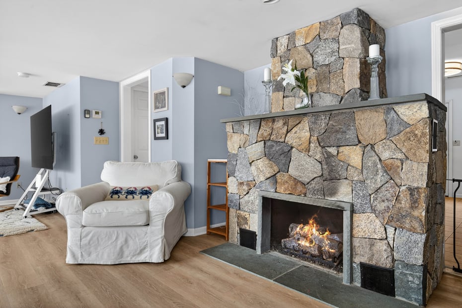 87 White Birch Drive Photo 3