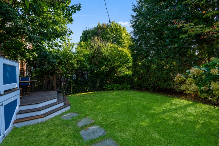 5 Gerlach Place Photo 30