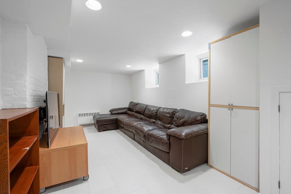 5 Gerlach Place Photo 26