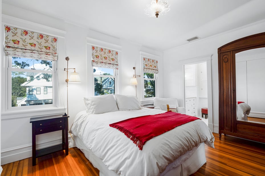 5 Gerlach Place Photo 18