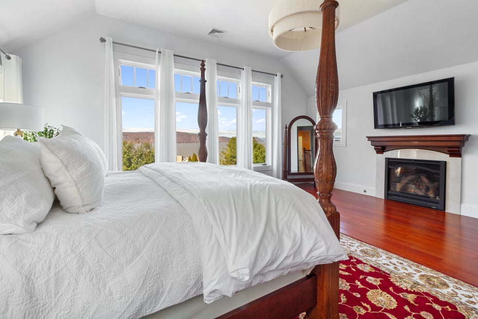 24 Country Club Lane Photo 16