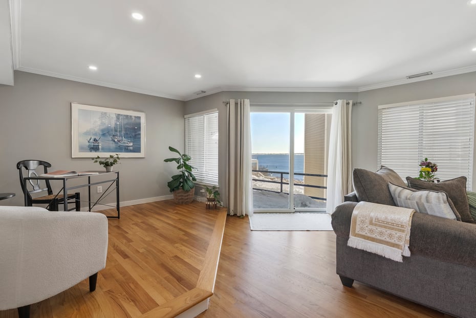 38 Harbour Close #38 Photo 2