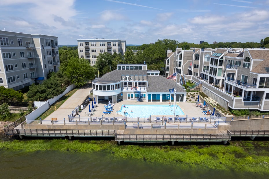 38 Harbour Close #38 Photo 32