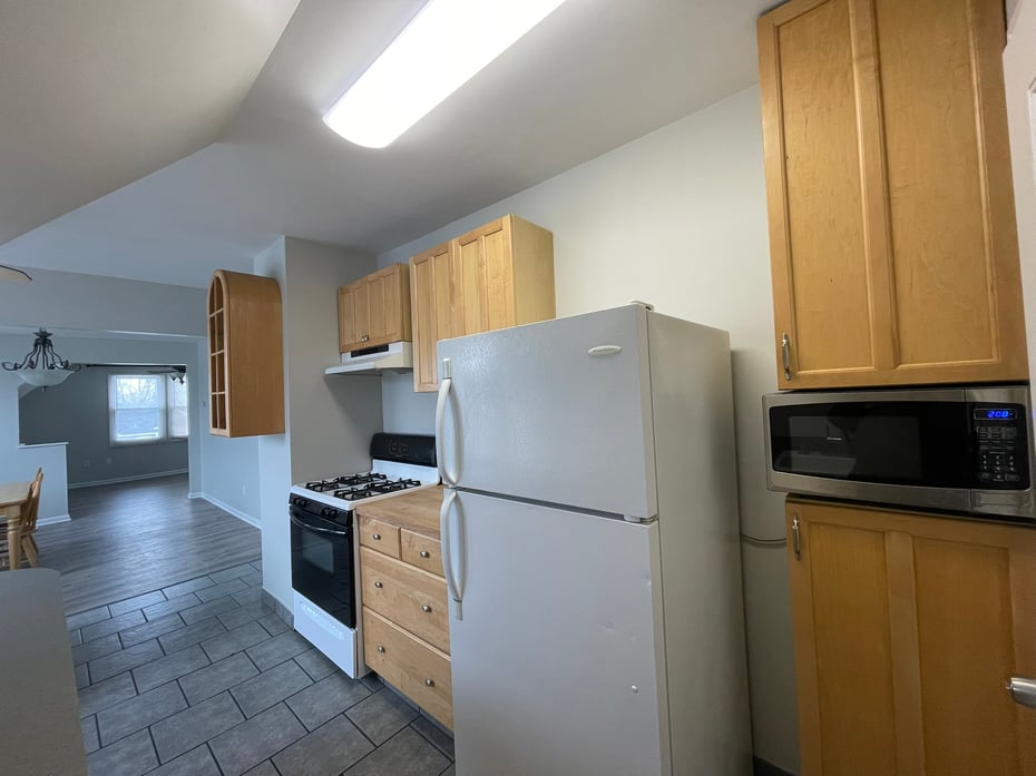 108 Concord Street  #3rd Floor Photo 3