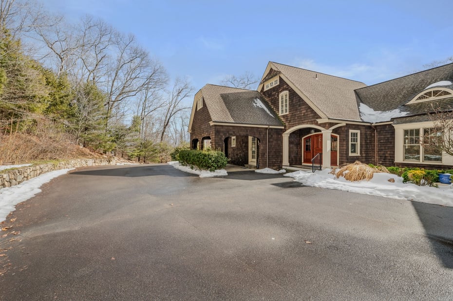 108 Westbrook Road Photo 3