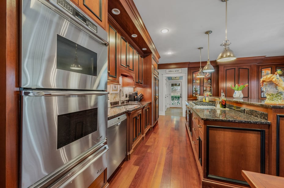 108 Westbrook Road Photo 15