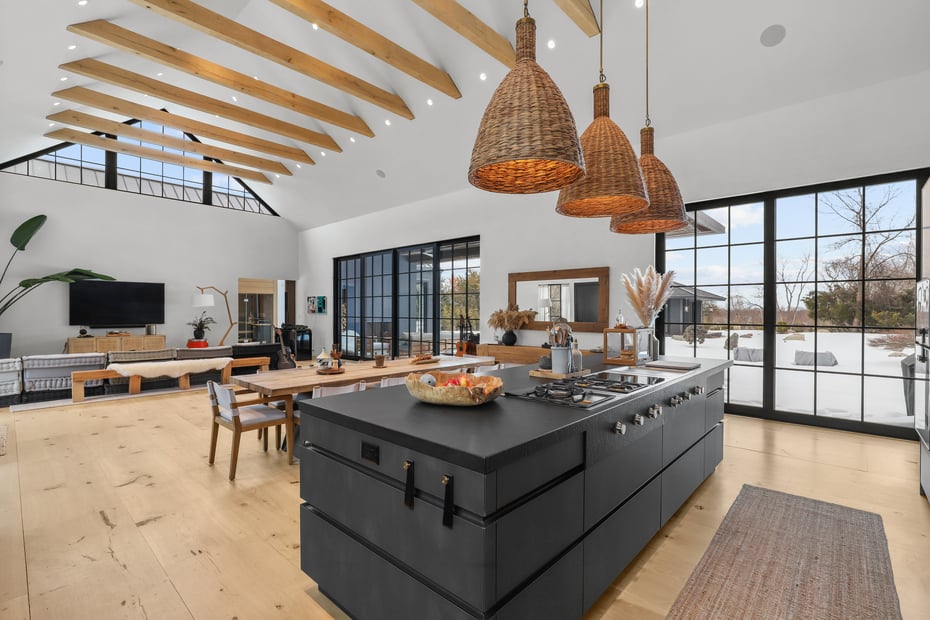 3031 Purchase Street Photo 2