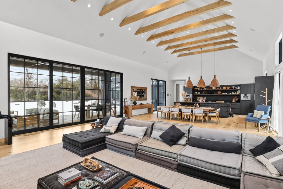 3031 Purchase Street Photo 6